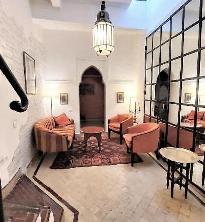 Riad Privatise Jusqu A 5 Personnes A 5 Minutes Place Jemma El Fna Loue Avec Menage Et Petit Dejeuner Compris Marrakesh Exterior photo