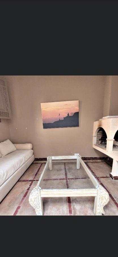 Riad Privatise Jusqu A 5 Personnes A 5 Minutes Place Jemma El Fna Loue Avec Menage Et Petit Dejeuner Compris Marrakesh Exterior photo
