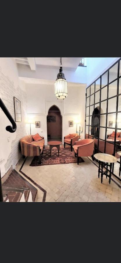 Riad Privatise Jusqu A 5 Personnes A 5 Minutes Place Jemma El Fna Loue Avec Menage Et Petit Dejeuner Compris Marrakesh Exterior photo