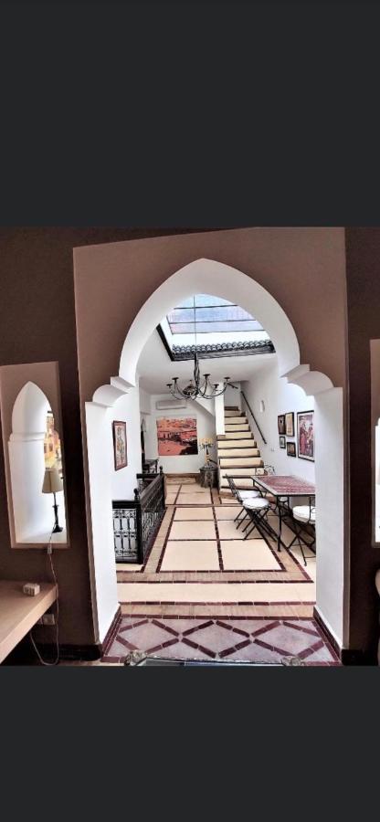 Riad Privatise Jusqu A 5 Personnes A 5 Minutes Place Jemma El Fna Loue Avec Menage Et Petit Dejeuner Compris Marrakesh Exterior photo