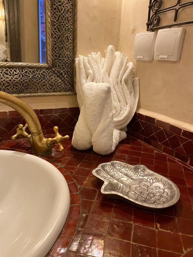 Riad Privatise Jusqu A 5 Personnes A 5 Minutes Place Jemma El Fna Loue Avec Menage Et Petit Dejeuner Compris Marrakesh Exterior photo